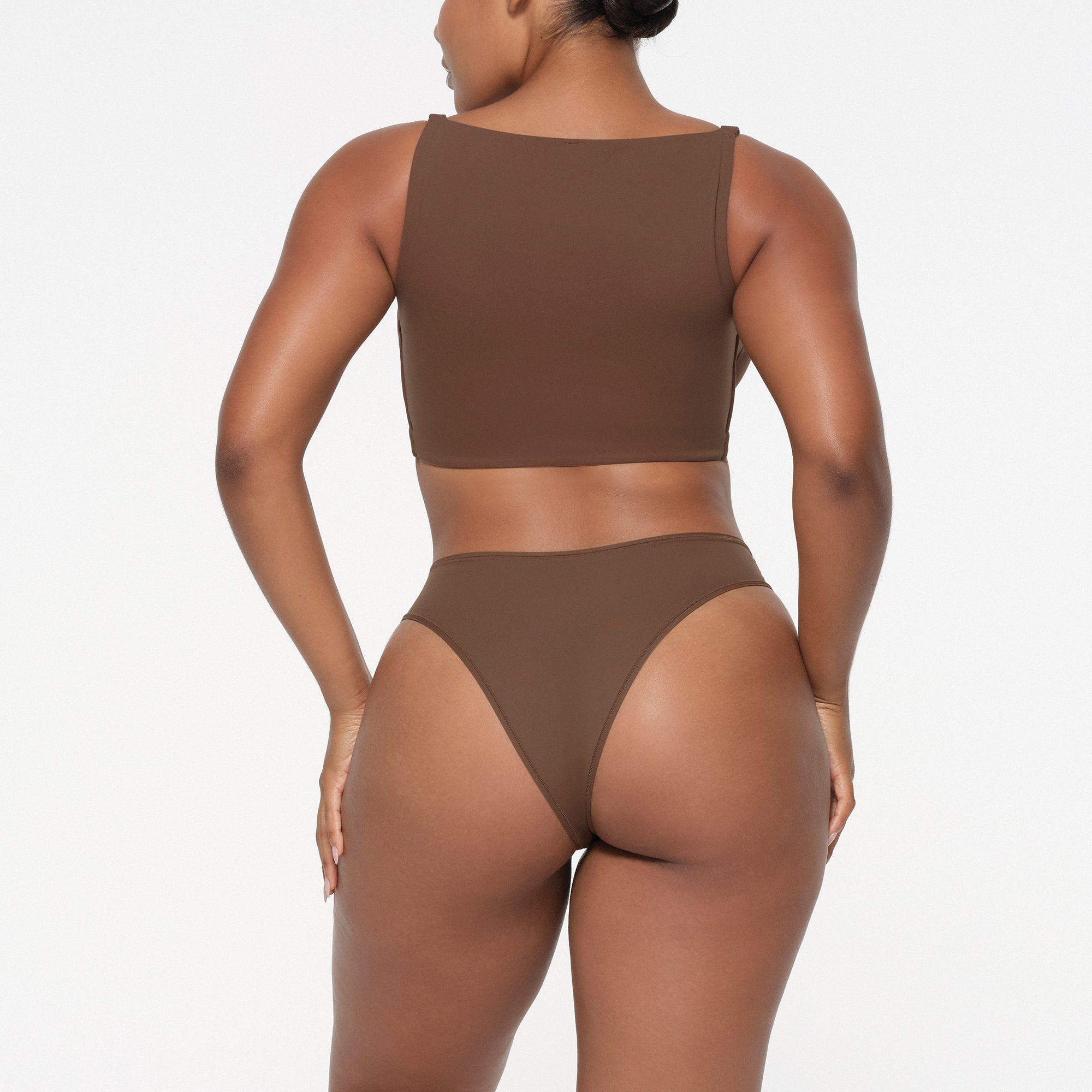 FITS EVERYBODY BACK SMOOTHING FULL COVERAGE BRA | JASPER