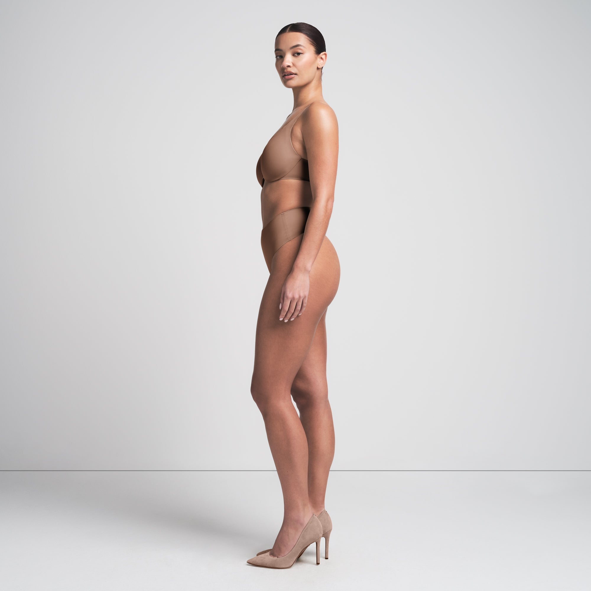 SMOOTHING INTIMATES UNLINED MINIMIZER BRA | SIENNA