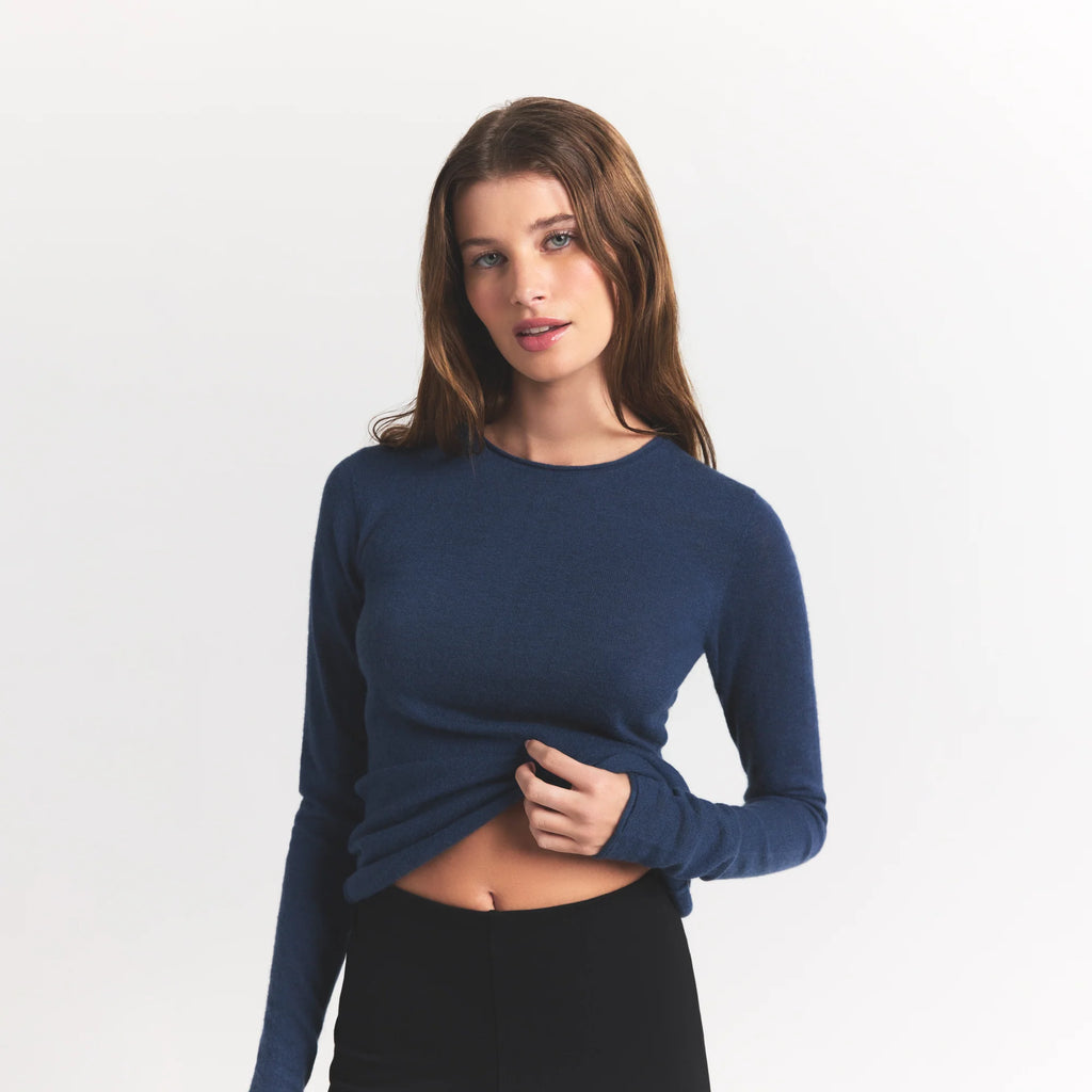 FEATHERWEIGHT CASHMERE LONG SLEEVE TOP | INDIGO
