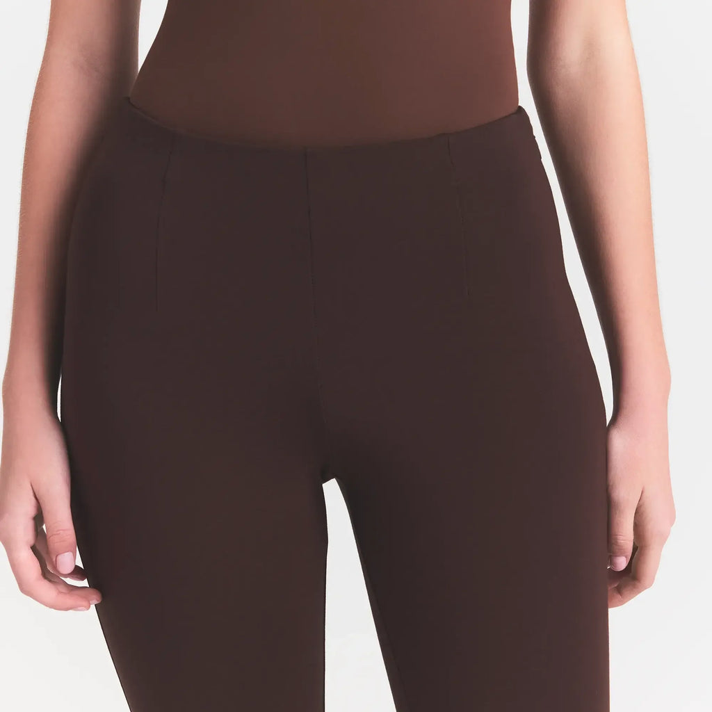 THE ESSENTIAL COLLECTION HIGH-WAISTED CROPPED KICK FLARE PANT | ESPRESSO