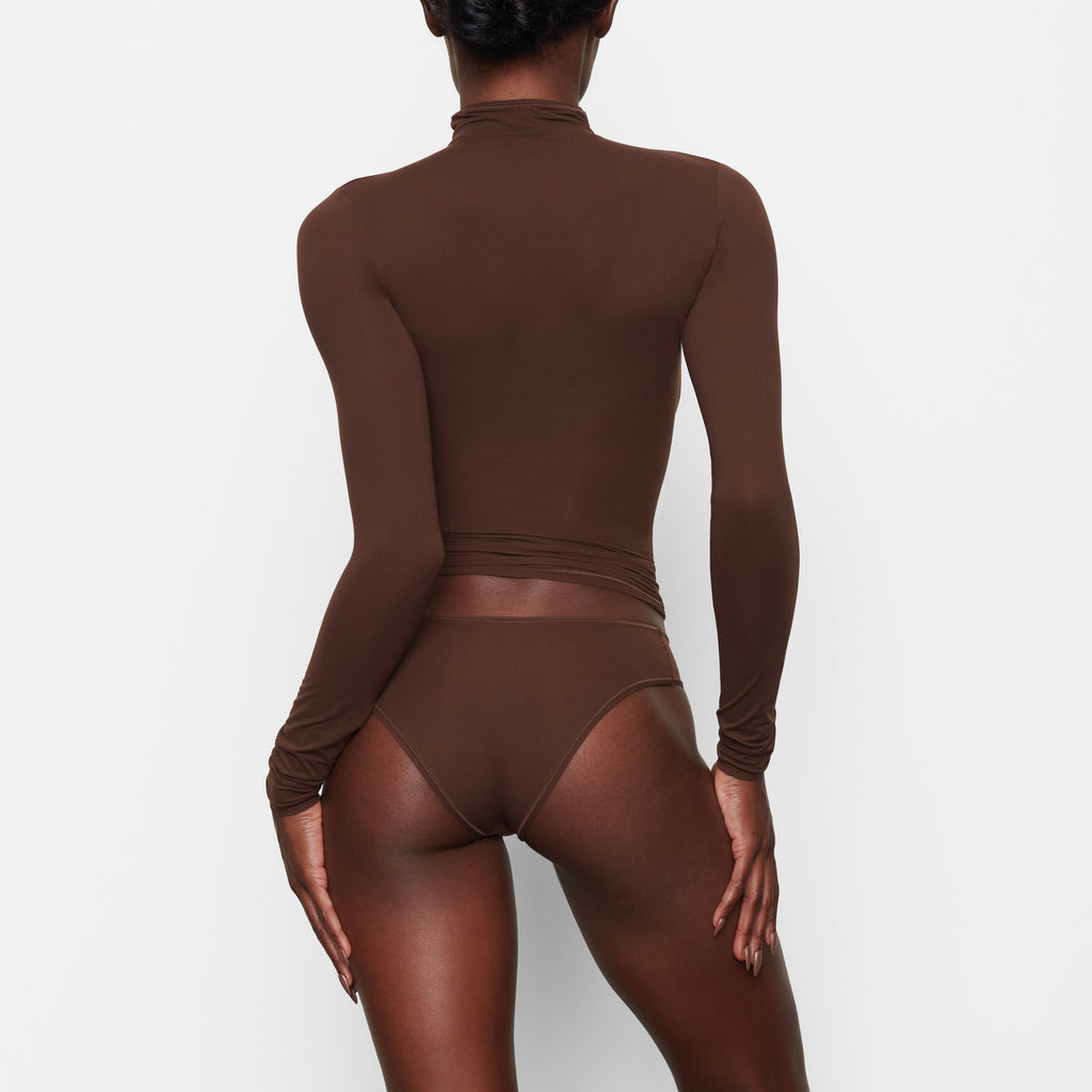 FITS EVERYBODY TURTLENECK TOP | COCOA