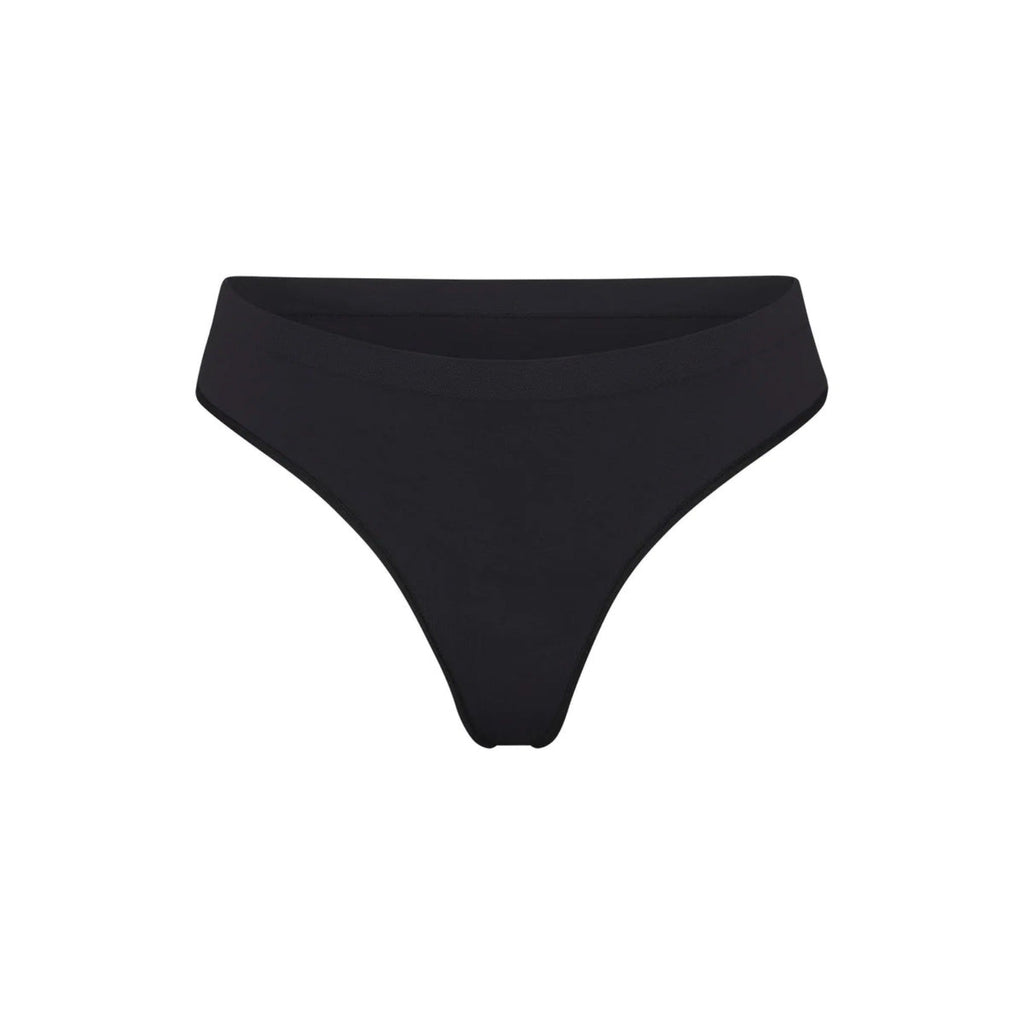 SOFT SMOOTHING SEAMLESS THONG | ONYX