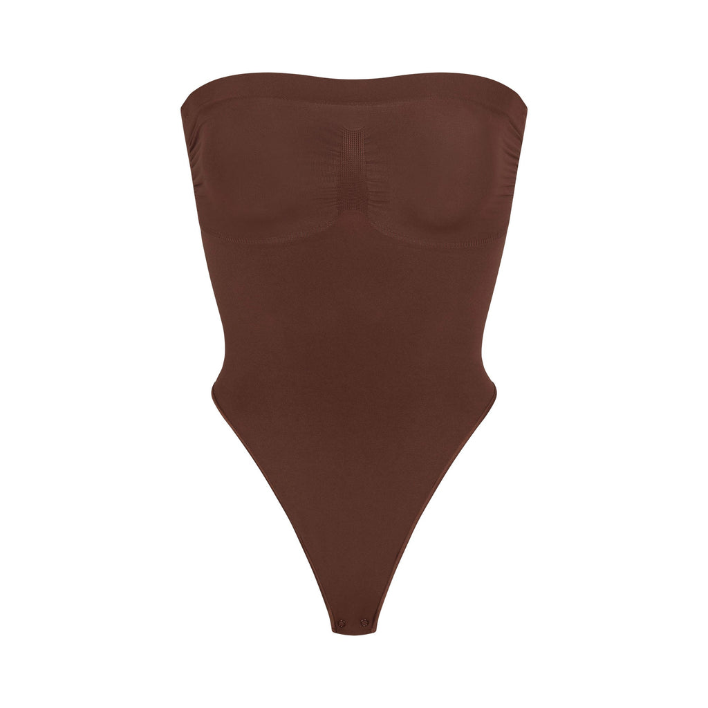 SEAMLESS SCULPT STRAPLESS THONG BODYSUIT | COCOA
