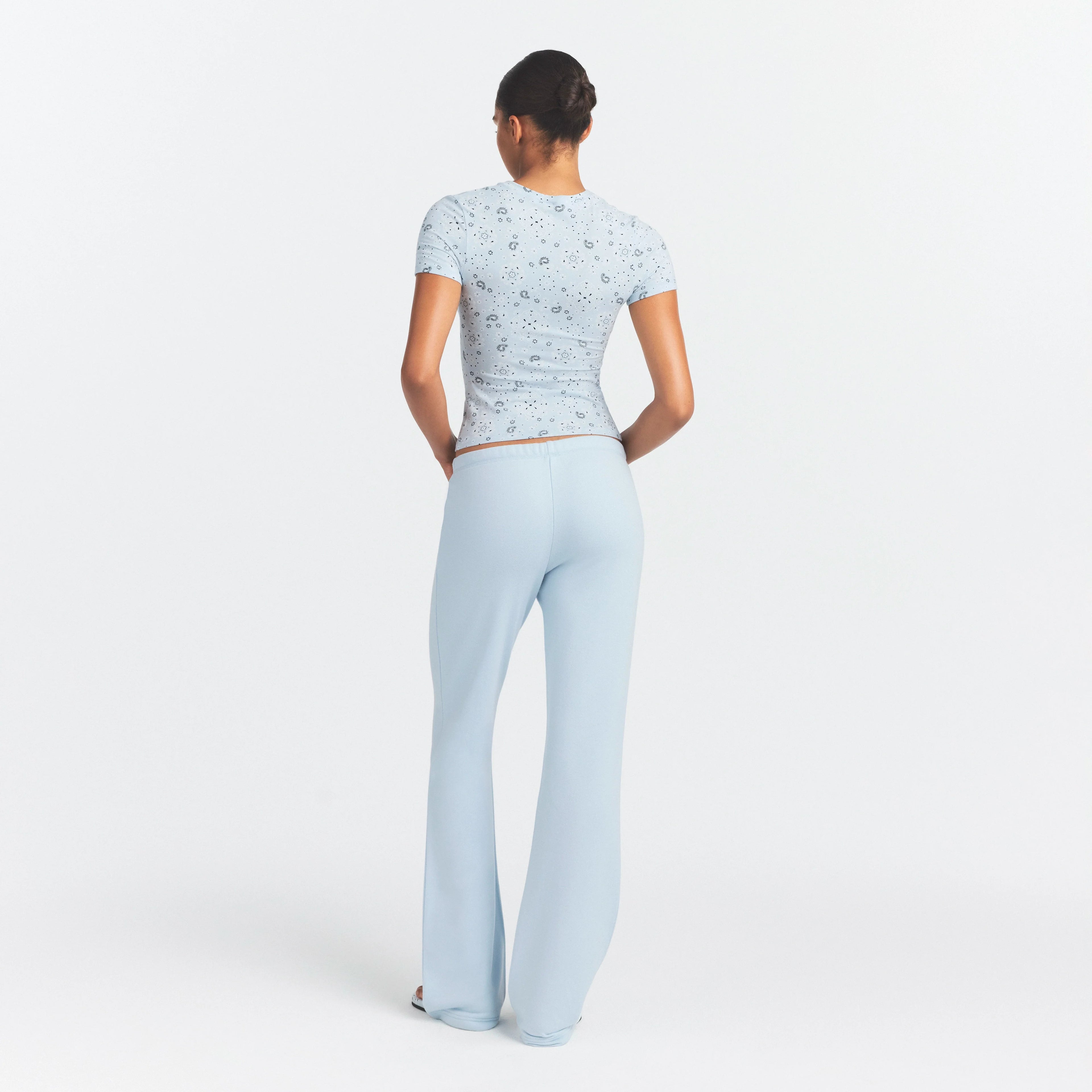COTTON JERSEY T-SHIRT | POWDER BLUE BANDANA