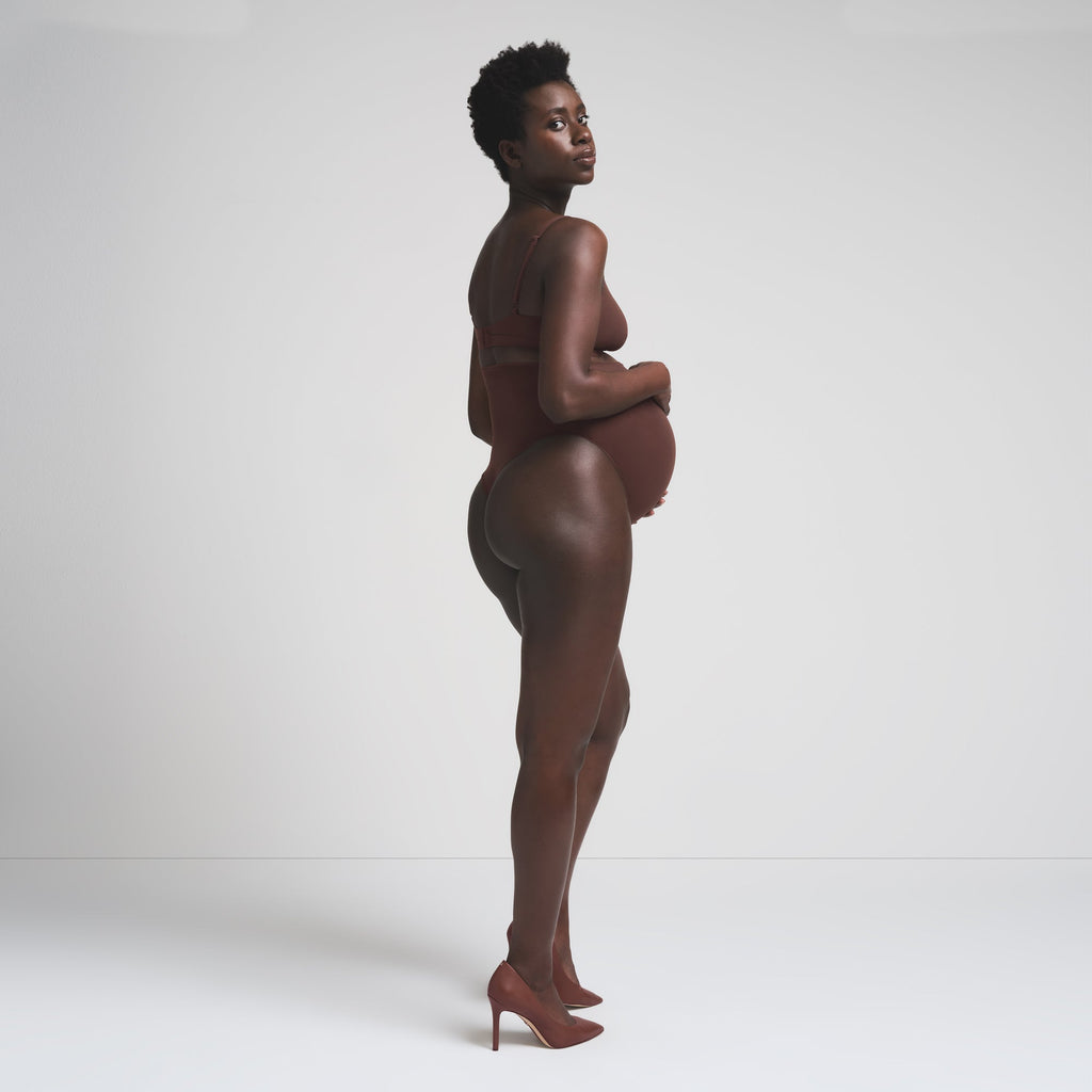 FITS EVERYBODY MATERNITY HIGH-WAISTED THONG | COCOA