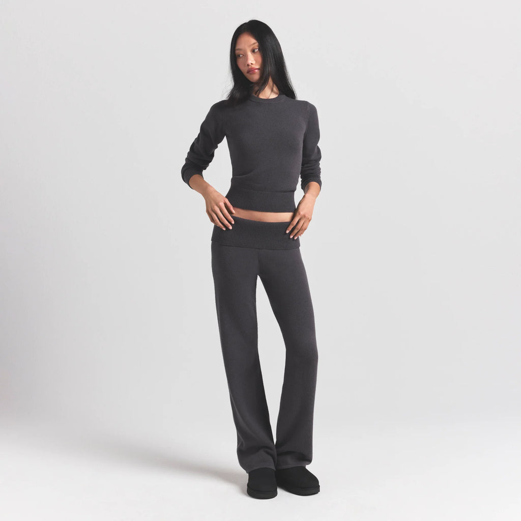 SWEATER KNITS RIBBED LONG SLEEVE FITTED CREW NECK | ASH