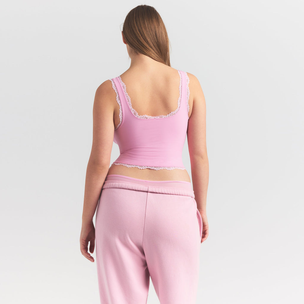 FITS EVERYBODY LACE TANK | BUBBLE GUM TONAL