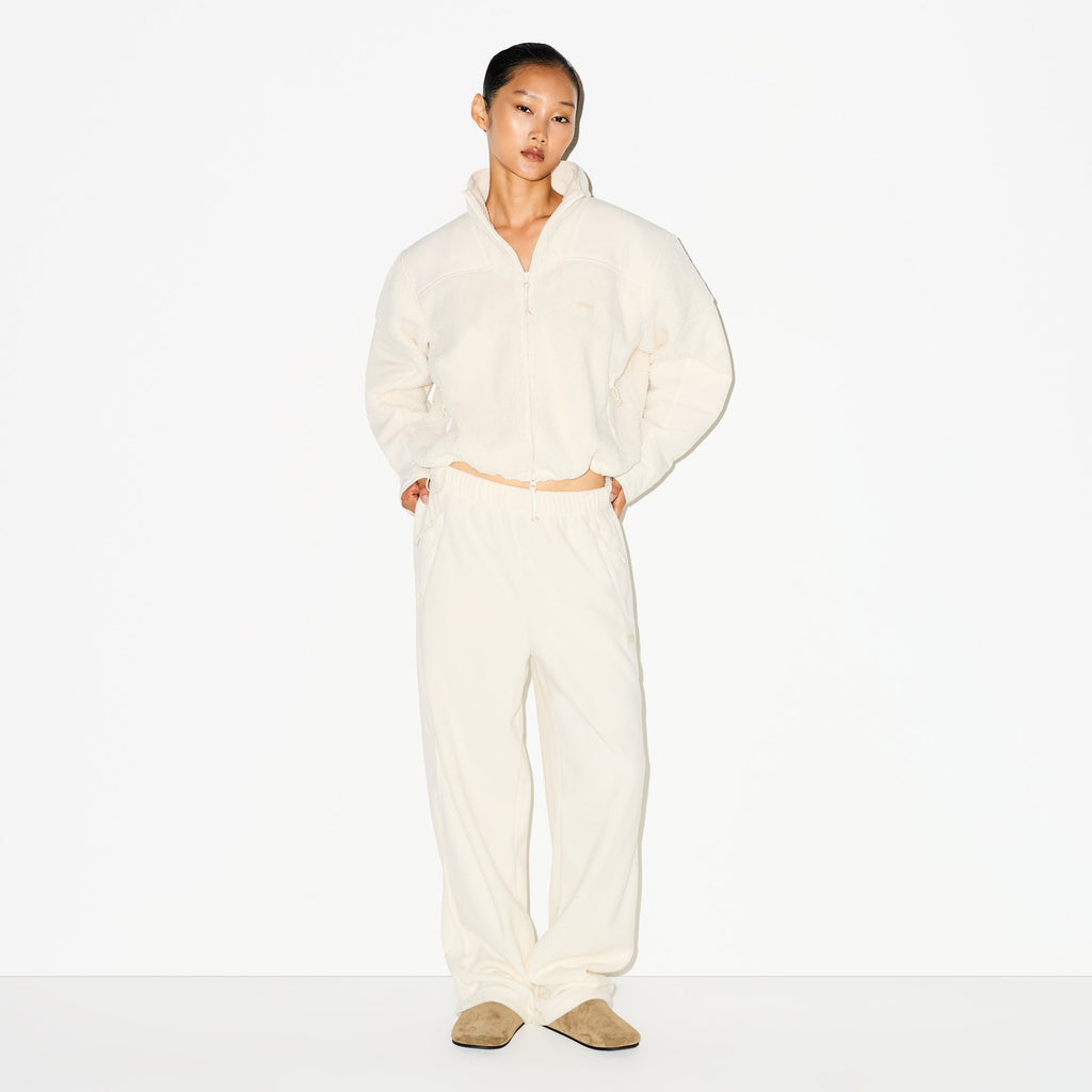 OUTDOOR FLEECE STRAIGHT LEG PANT | ECRU